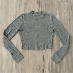 TNA ARITZIA Grey Waffle Cropped T-shirt